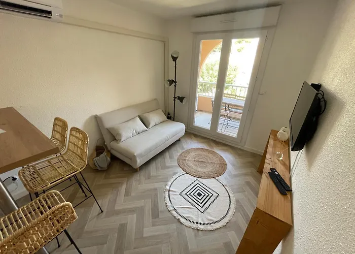 Cap D'agde Dans Résidence Avec Piscine *